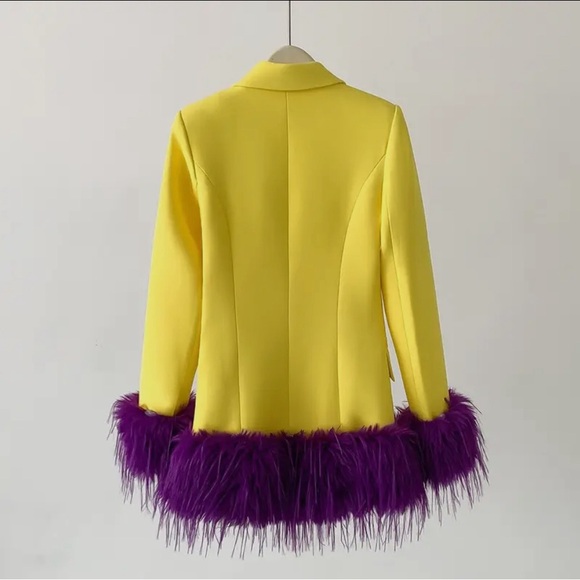 Women’s feathered straight suit suite runway blazer - Picture 2 of 3